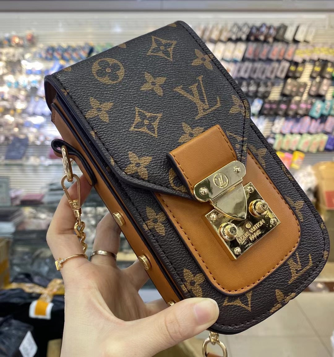 세련된 모노그램 LV 전화 주머니 및 금속 체인
