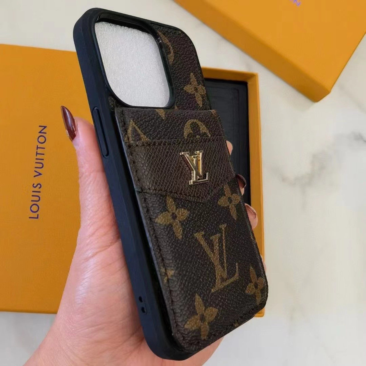 카드 홀더가있는 고급 LV 모노그램 지갑 iPhone 케이스