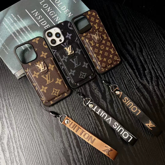 카드 홀더와 일치하는 래니드 스트랩이있는 LV 모노그램 iPhone 케이스