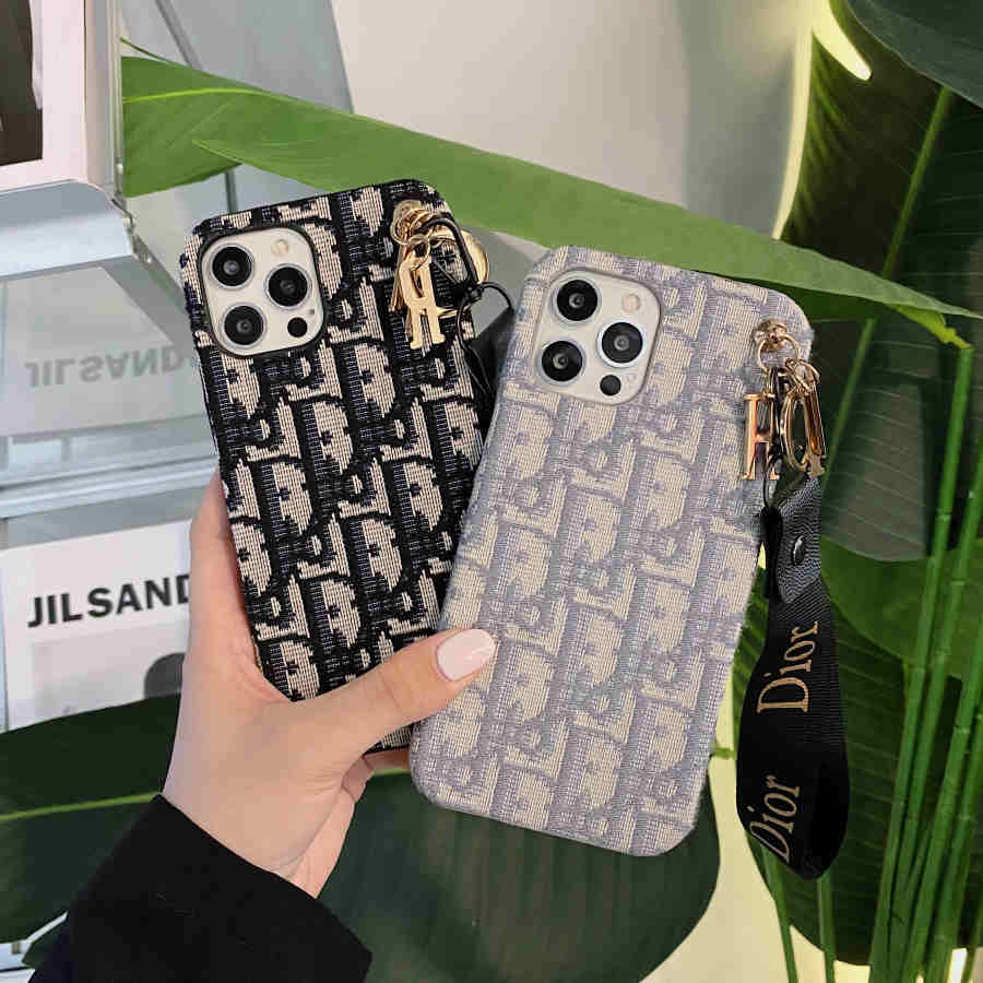 디자이너 키 체인과 함께 세련된 CD 레이디 iPhone 케이스